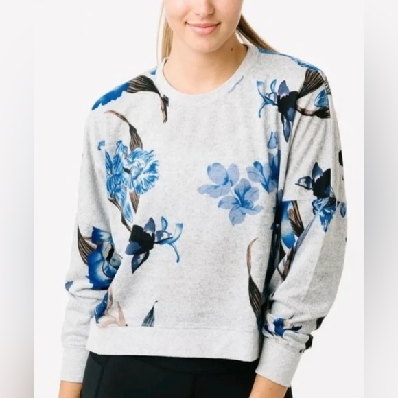 ZYIA Activewear Cropped High-Low Sweater and Unwind Joggers Set Size L (NWOT) - Picture 14 of 16